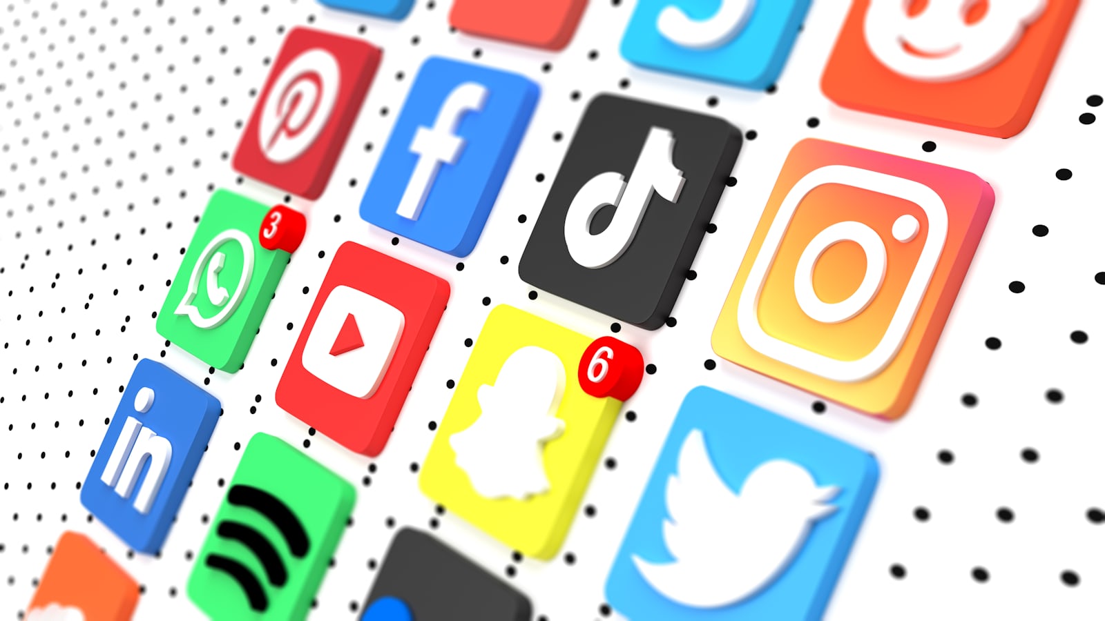 Why Your Website, Your App, And Your Social Media Should Come From The Same Team
